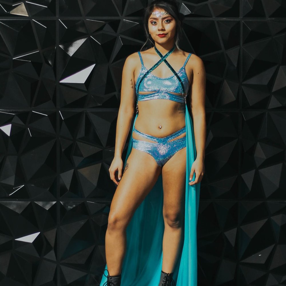 Periwinkle Blue Rave top - Picture 7 of 7